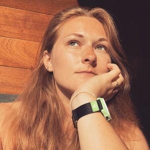 Meet your Posher, Emily